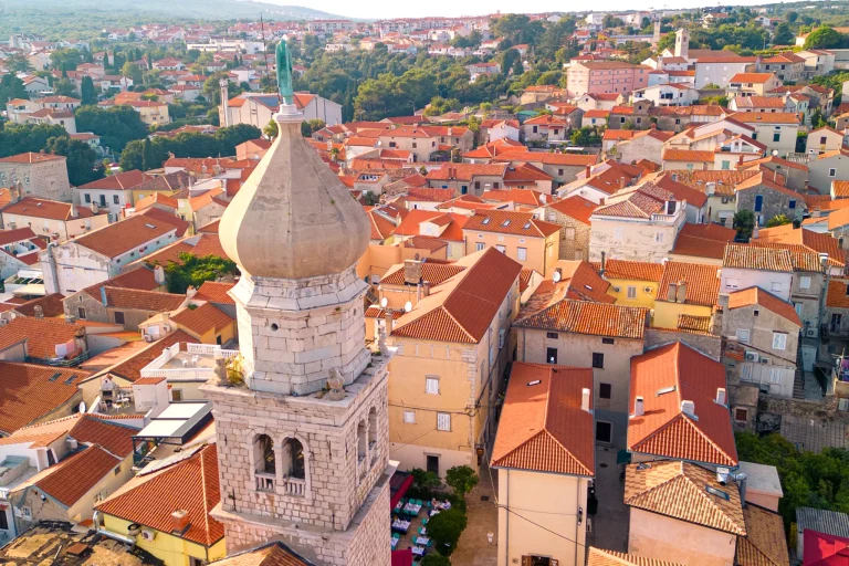 krk-walking-tour-katedrala-iz-zraka-2